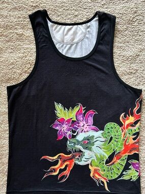 Skull & Bones Size Medium Men's Black Tank Top with Vibrant Dragon Floral Print